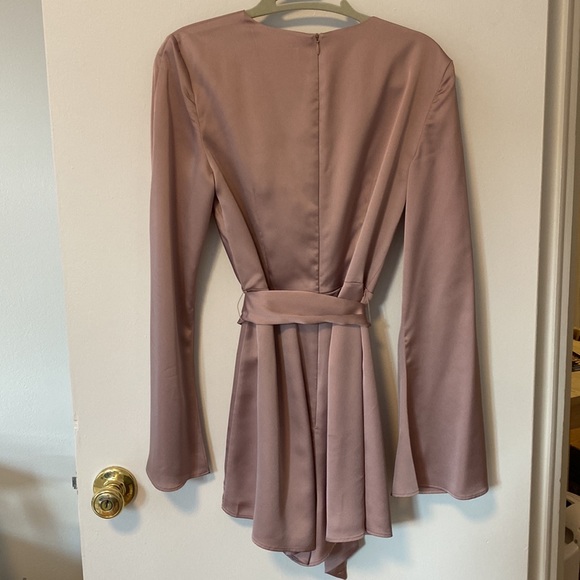 Light Pink Satin Romper - Picture 3 of 3